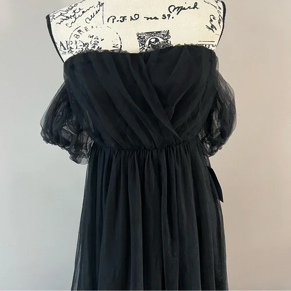 Lulu’s Divine dreamer tulle off the shoulder midi dress Ladies size small Black - Picture 4 of 12